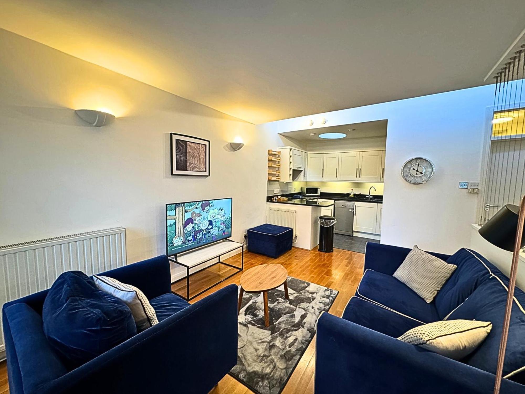 The Heart Of Kensington Mews - 3 Bedrooms House-Private Entrance-Hyde Park Walk Away-Green Park 9 Minutes Underground- The Best Of London With Glamour Of Kensington Dış mekan fotoğraf