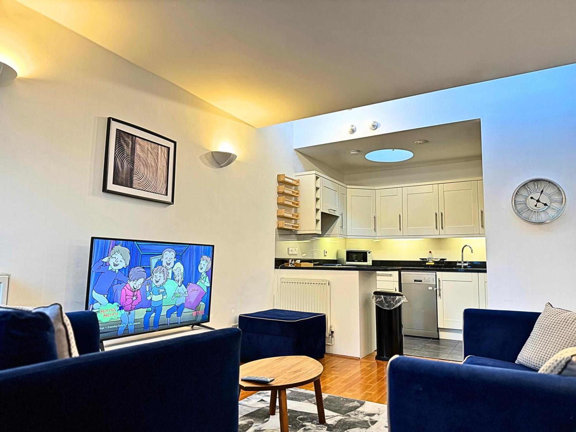 The Heart Of Kensington Mews - 3 Bedrooms House-Private Entrance-Hyde Park Walk Away-Green Park 9 Minutes Underground- The Best Of London With Glamour Of Kensington Dış mekan fotoğraf