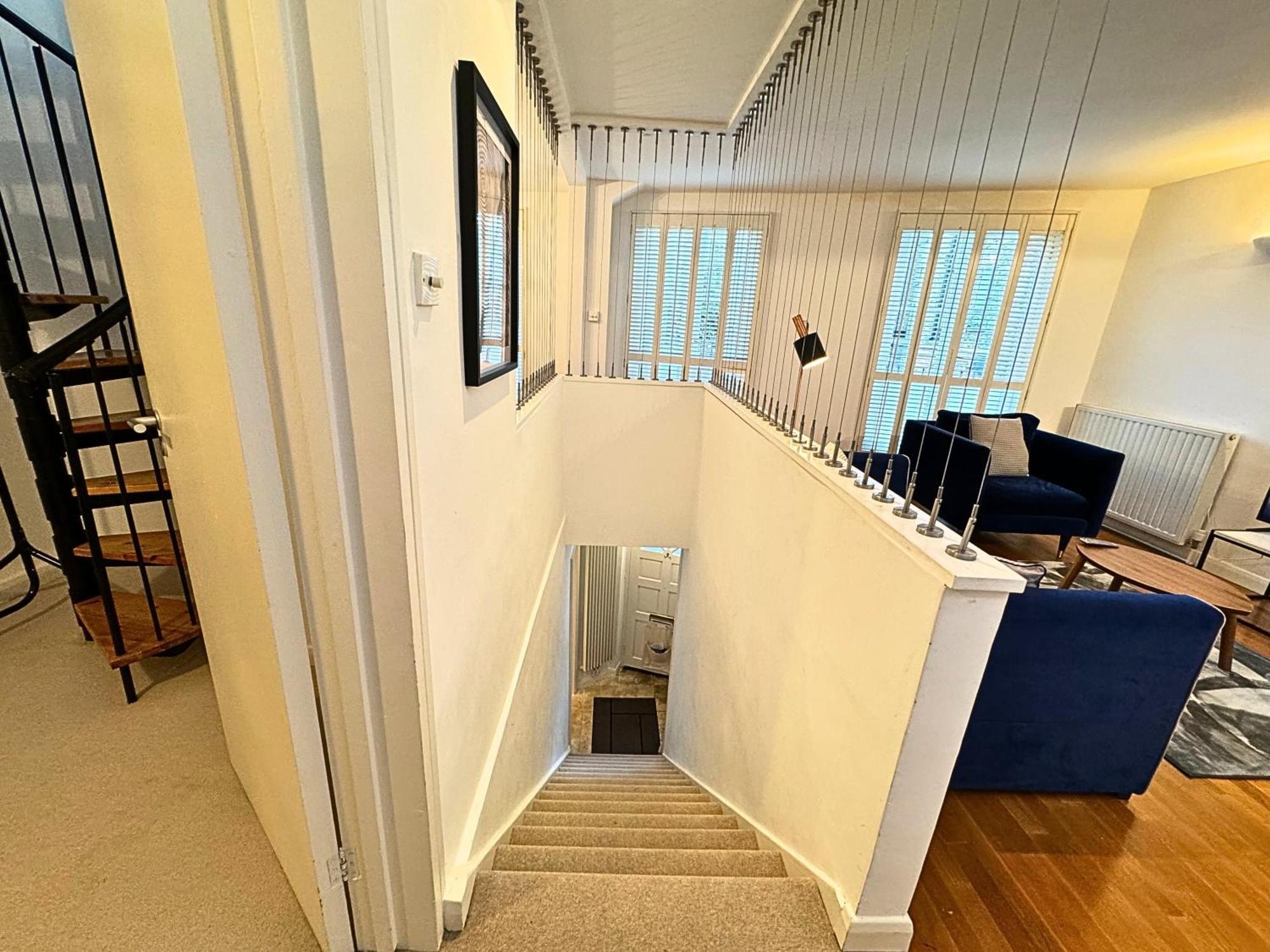 The Heart Of Kensington Mews - 3 Bedrooms House-Private Entrance-Hyde Park Walk Away-Green Park 9 Minutes Underground- The Best Of London With Glamour Of Kensington Dış mekan fotoğraf