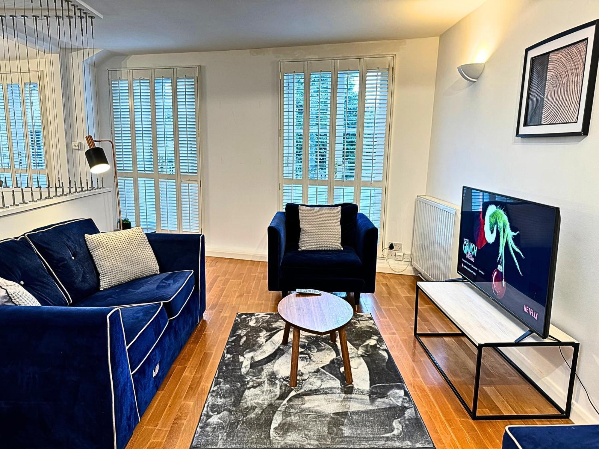 The Heart Of Kensington Mews - 3 Bedrooms House-Private Entrance-Hyde Park Walk Away-Green Park 9 Minutes Underground- The Best Of London With Glamour Of Kensington Dış mekan fotoğraf